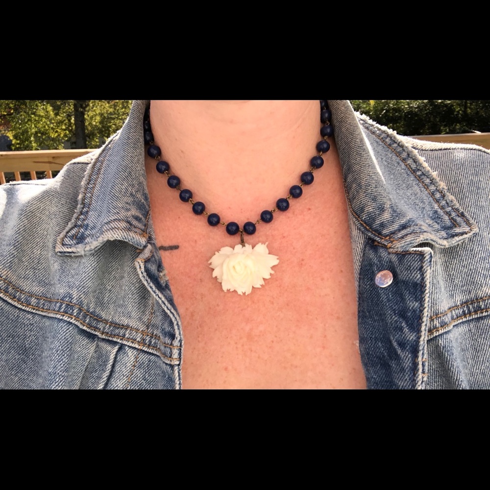Fashion choker